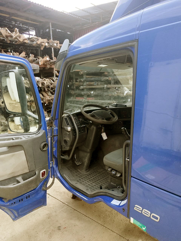 VOLVO Кабина, Day Cab, № XF380493, фото 10