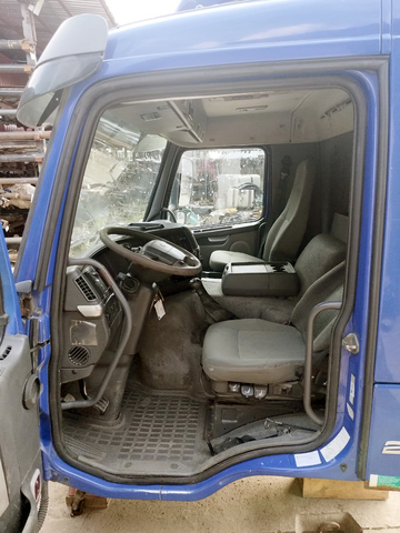 VOLVO Кабина, Day Cab, № XF380493, фото 11