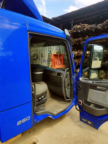 VOLVO Кабина, Day Cab, № XF380493, фото 18