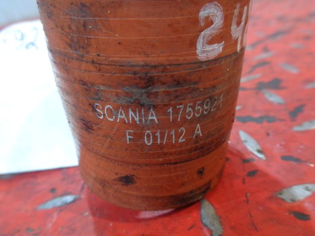 1755921 SCANIA Патрубок интеркулера, № XF248189, фото 1