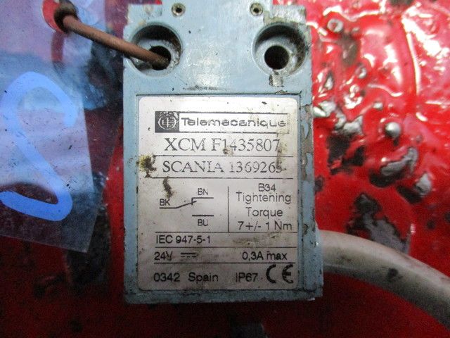 1369265 SCANIA Выключатель концевой, № XF290106, фото 5