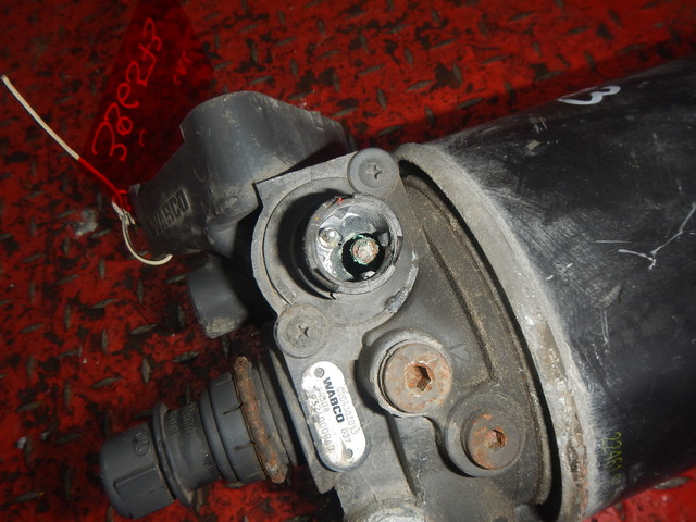 0004303015 MERCEDES Осушитель, № XF396573, фото 4