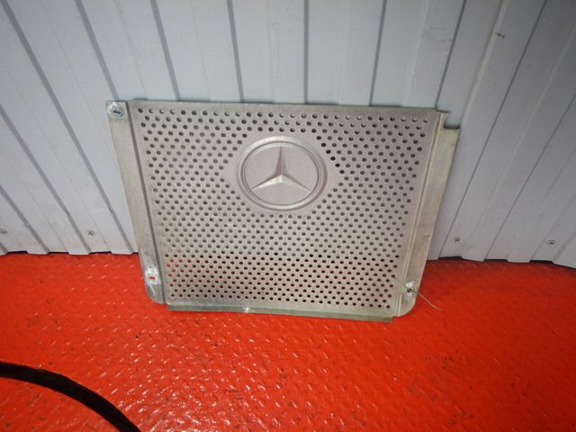 9304920230 MERCEDES Защита глушителя, № XF396599, фото 3