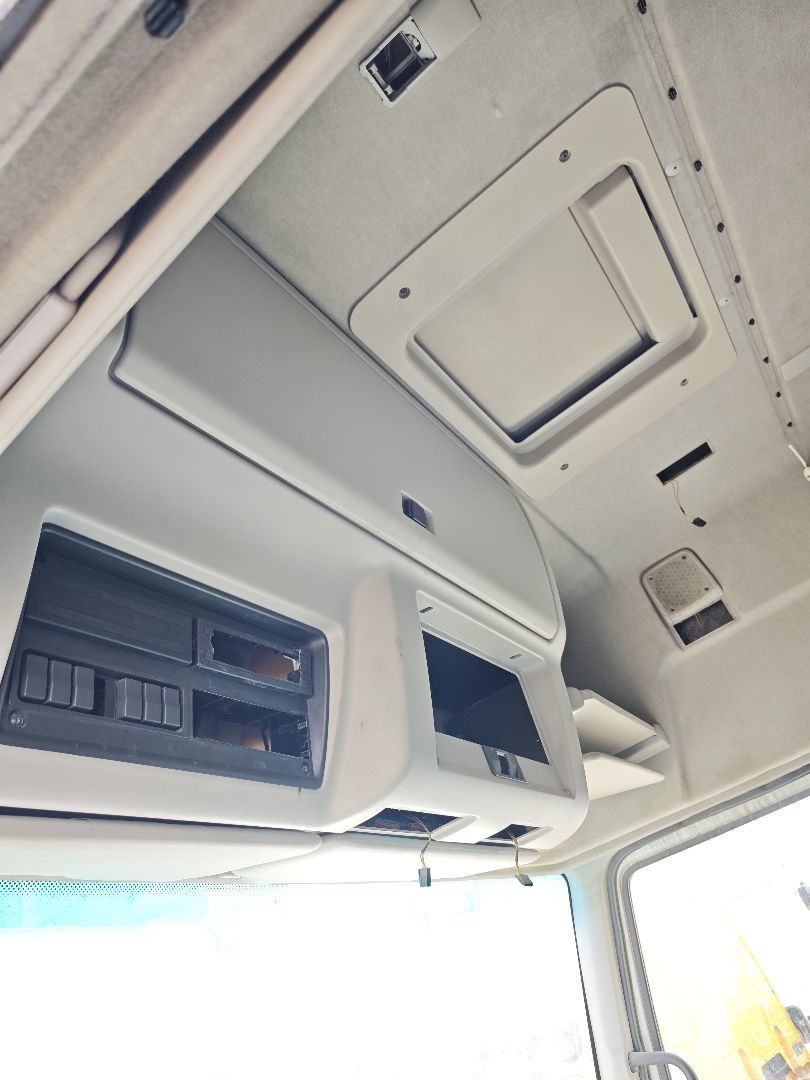 RENAULT Кабина, Sleeper Cab, № XF443319, фото 15