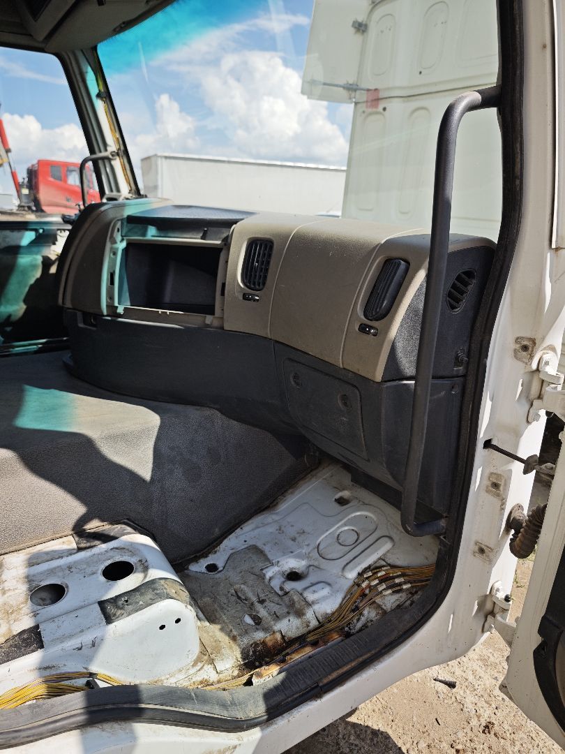 RENAULT Кабина, Sleeper Cab, № XF443319, фото 19