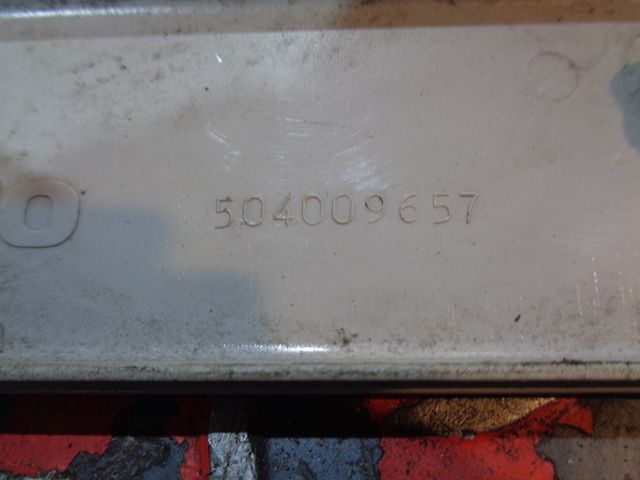 504009657 IVECO Заглушка кнопки, № XF276776, фото 3