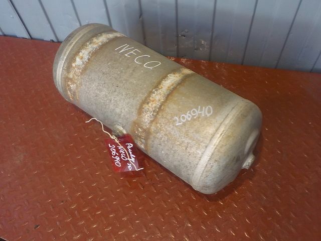 504168984 IVECO Ресивер воздушный, № XF206940, фото 1