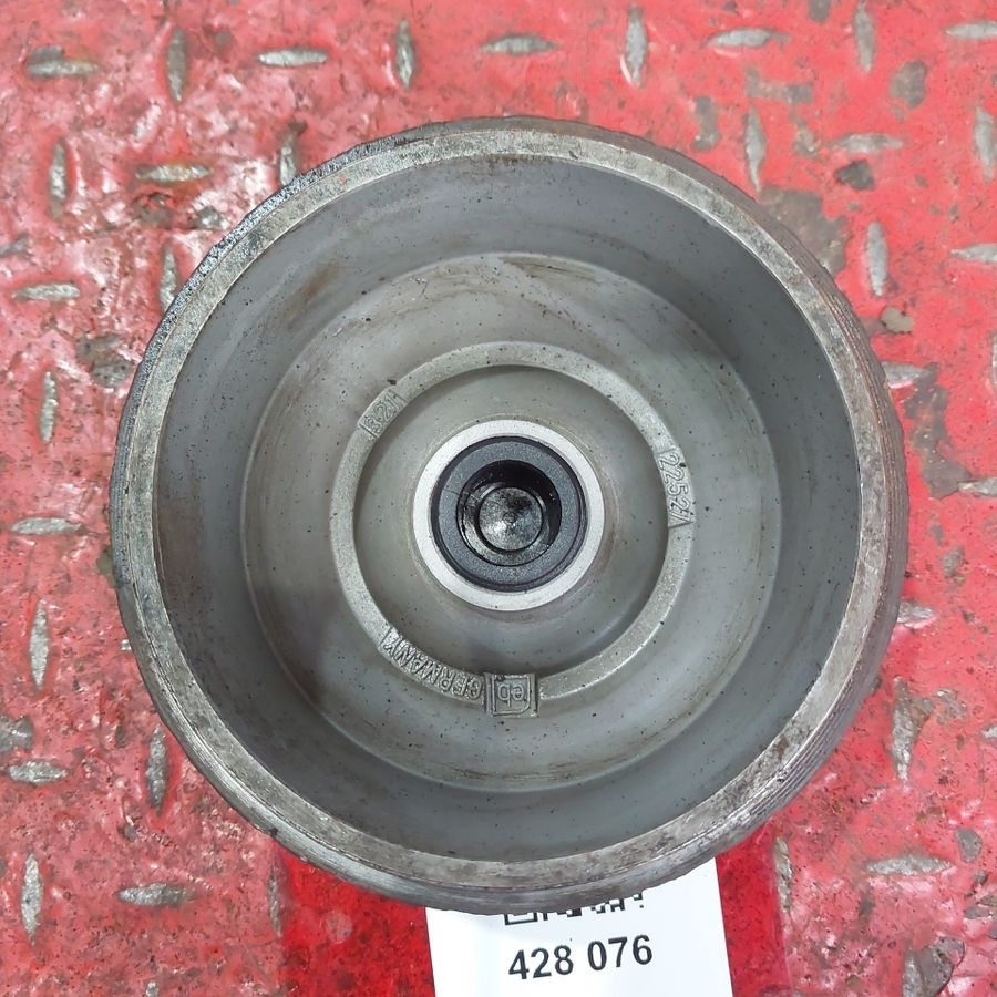 3985590 VOLVO Крышка ступицы, № XF428076, фото 4