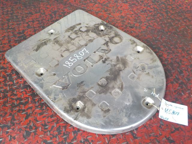 20551075 VOLVO Защита глушителя, № XF185807, фото 1