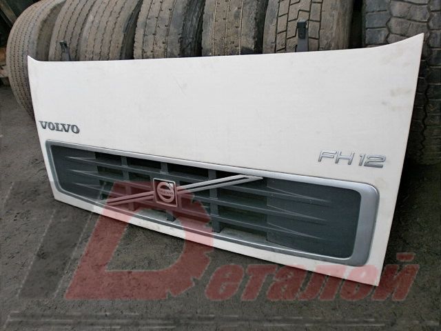 20360266 VOLVO Капот, № XF400804, фото 1