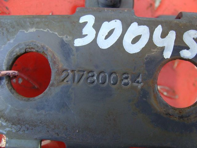 21780084 VOLVO Кронштейн трубок, № XF300454, фото 5