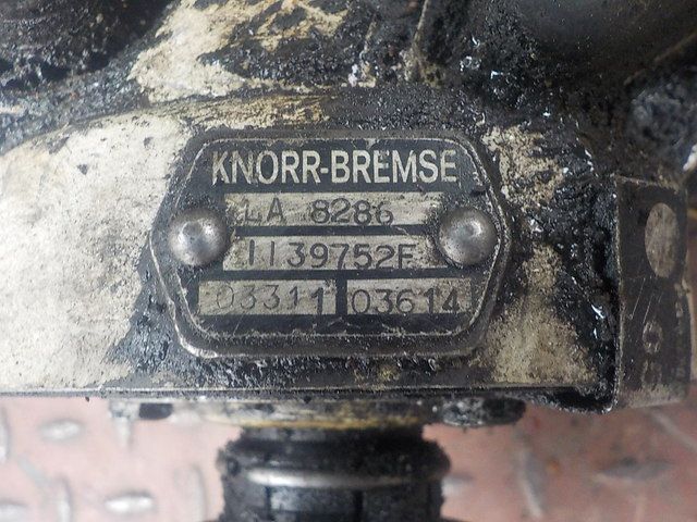 20546790 VOLVO Осушитель, № XF119280, фото 1