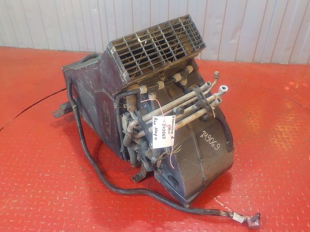 RENAULT Отопитель, № XF249069, фото 1