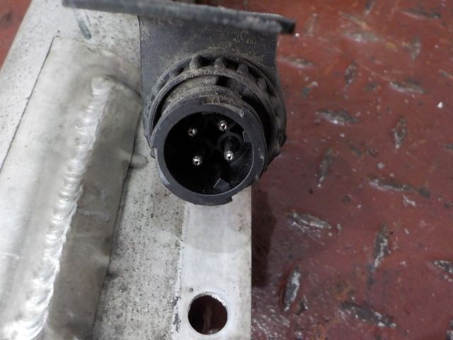 0008305083 MERCEDES Осушитель кондиционера, № XF155028, фото 4