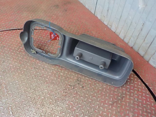 20497502 VOLVO Бардачок, № XF201043, фото 4