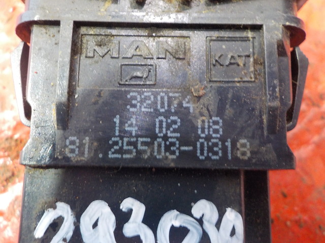 81255030318 MAN Кнопка, № XF293030, фото 4