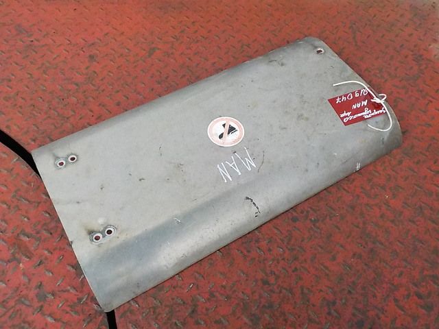 81151100443 MAN Защита глушителя, № XF219047, фото 2