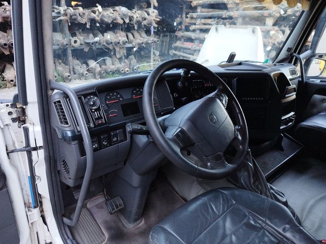 85115440 VOLVO Кабина, Globetrotter XL, № XF387356, фото 16