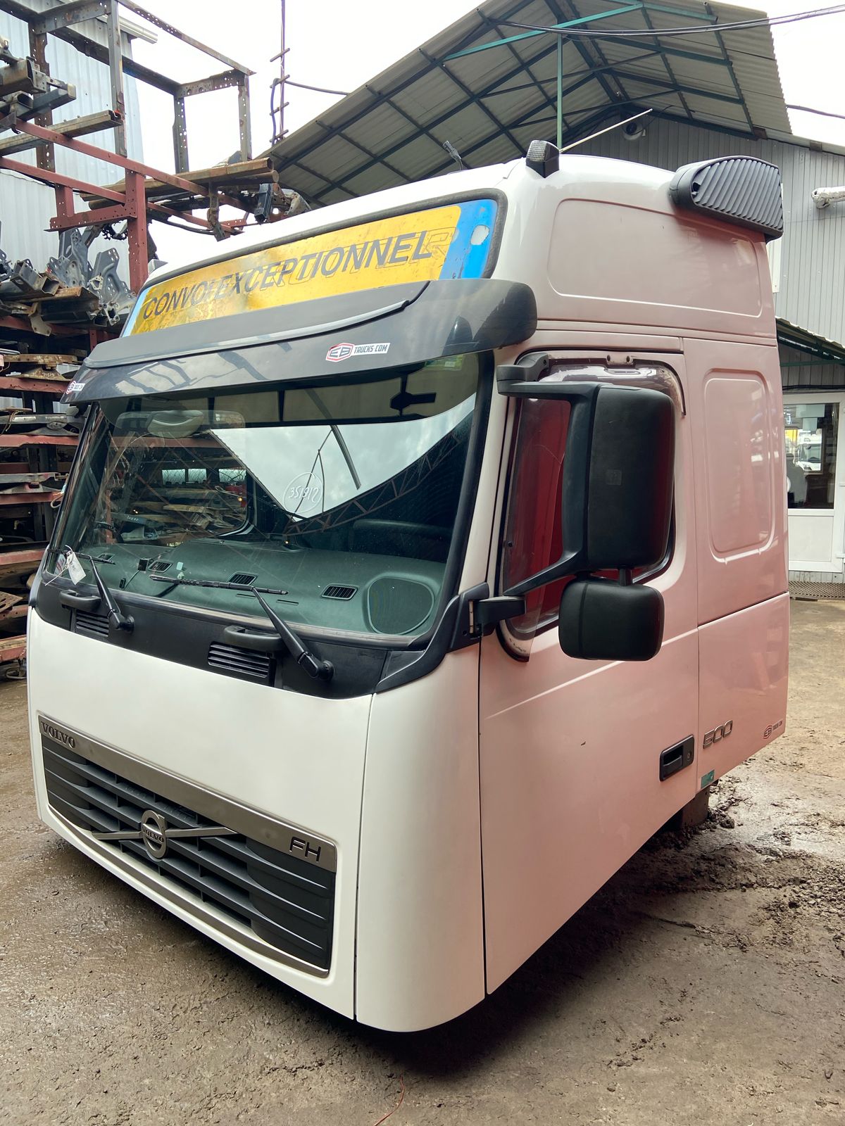 VOLVO Кабина, Globetrotter, № XF351912, фото 1