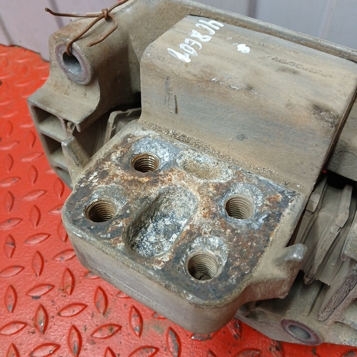 1921972 SCANIA Подушка КПП, № XF468601, фото 2