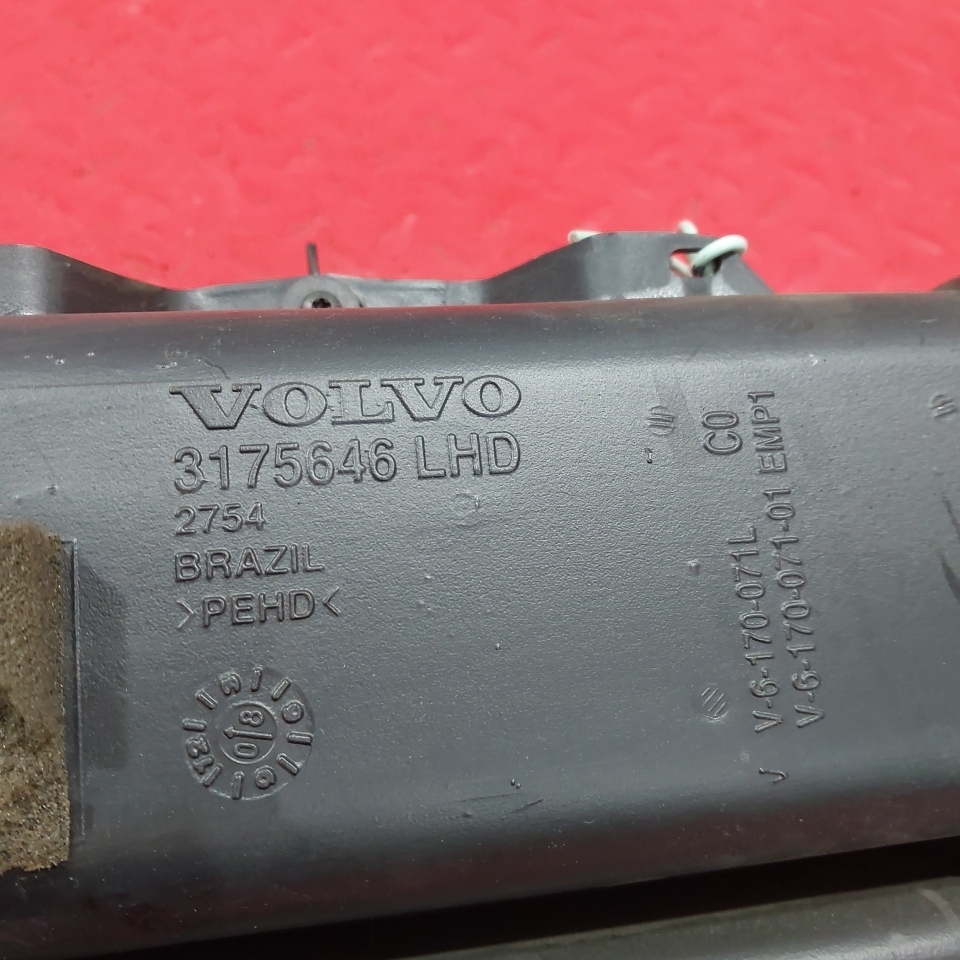 3175646 VOLVO Воздуховод, № XF483048, фото 4