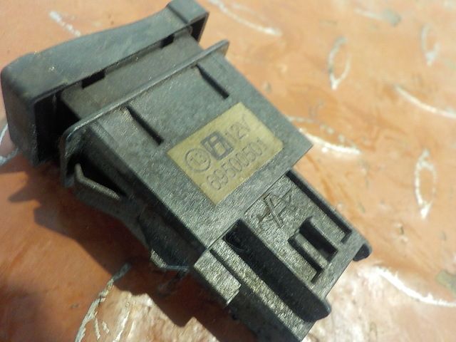 69500501 IVECO Кнопка, № XF211452, фото 4