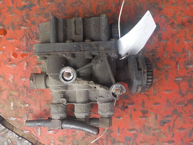 41211012 IVECO Кран ECAS, № XF108468, фото 4