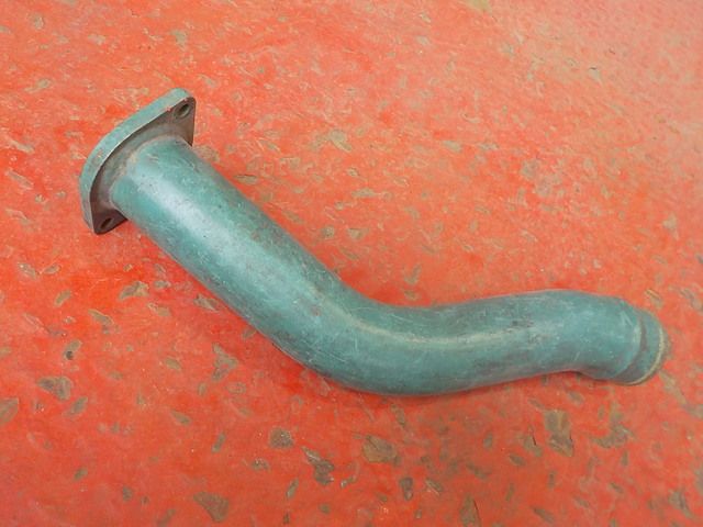 8157781 VOLVO Патрубок водяной, № XF101929, фото 1