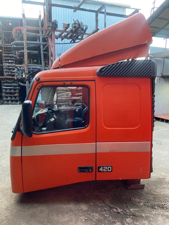 VOLVO Кабина, Sleeper Cab, № XF427587, фото 2