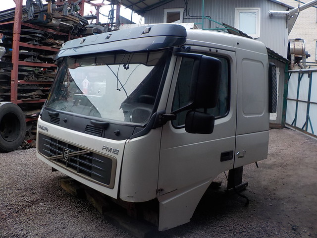 VOLVO Кабина, Sleeper Cab, № XF190447, фото 2