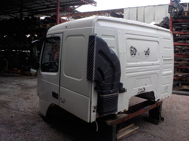 VOLVO Кабина, Sleeper Cab, № XF190447, фото 4