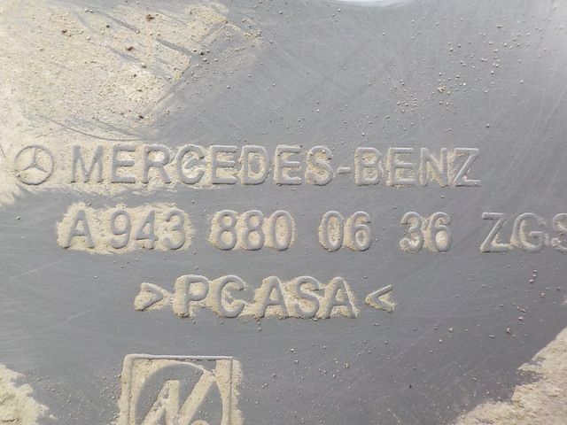 9438800636 MERCEDES Накладка кабины, № XF221155, фото 7
