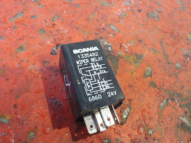 1335482 SCANIA Реле стеклоочистителя, № XF267742, фото 4