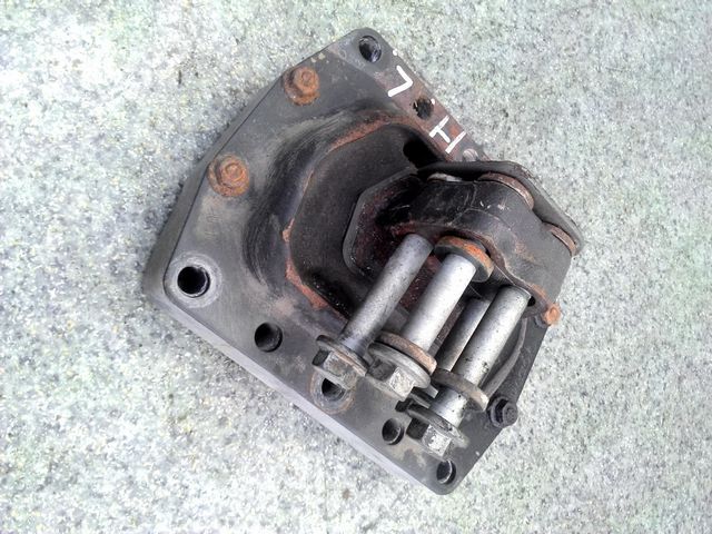 3198122 VOLVO Подушка двигателя, № XF19542, фото 1