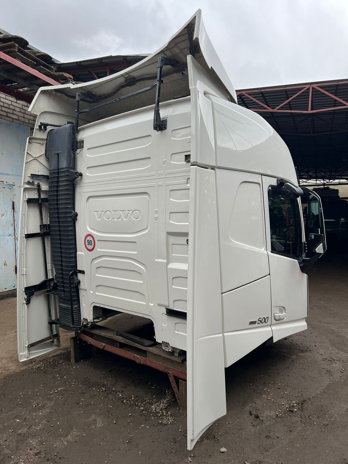 VOLVO Кабина, Globetrotter, № XF285970, фото 5