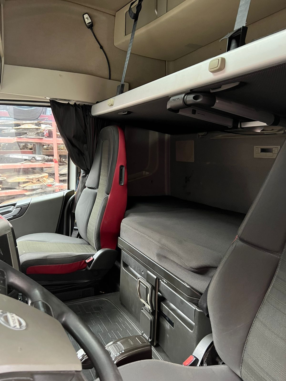 VOLVO Кабина, Globetrotter, № XF285970, фото 10