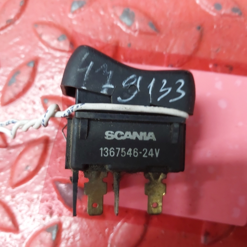 1367546 SCANIA Кнопка, № XF479133, фото 4