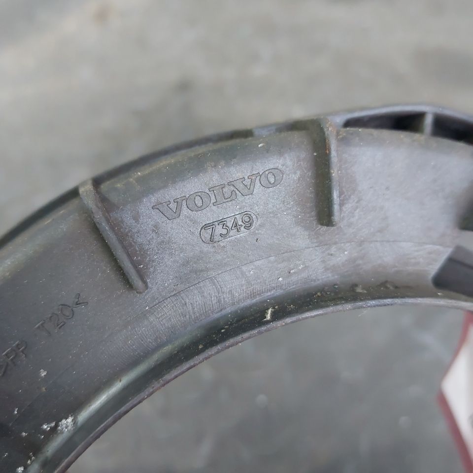 3986586 VOLVO Пыльник ступицы, № XF438745, фото 4