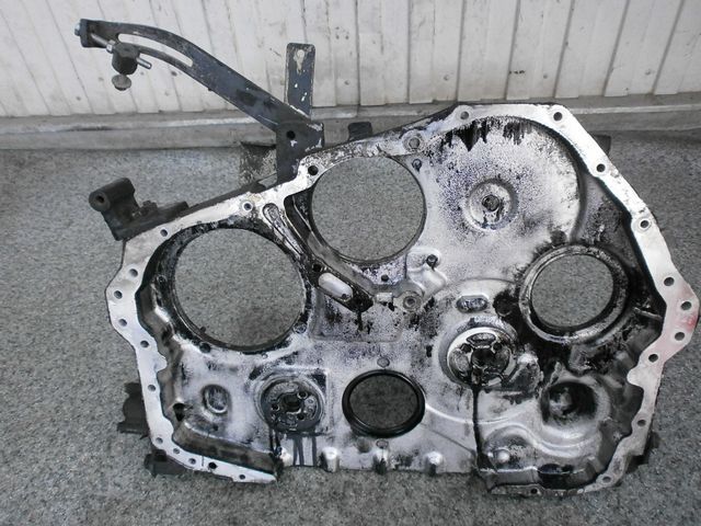 5010550889 RENAULT Крышка двигателя, № XF23882, фото 1