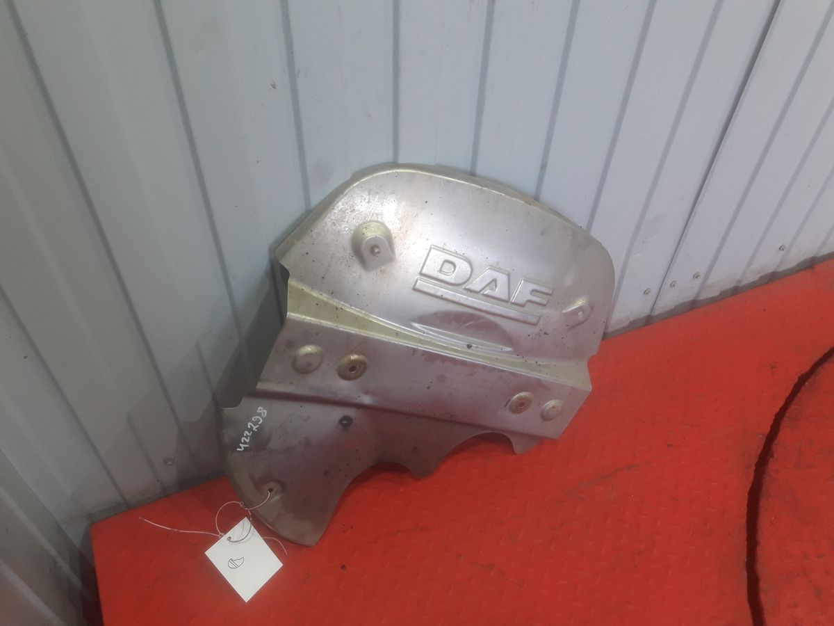 1670957 DAF Защита глушителя, № XF422298, фото 1