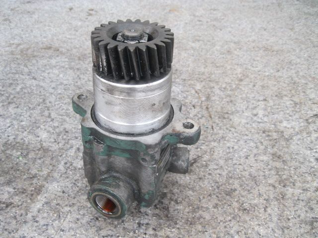 3172490 VOLVO Насос ГУР, № XF5411, фото 1