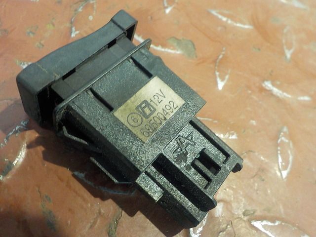 69500492 IVECO Кнопка, № XF211456, фото 4