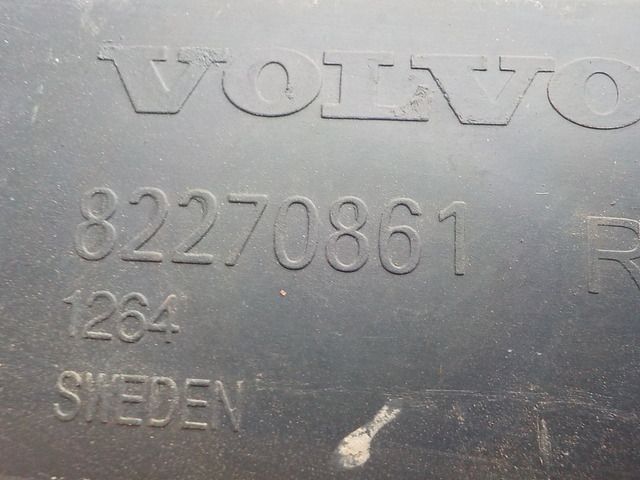 82270861 VOLVO Кронштейн подножки, № XF249324, фото 4