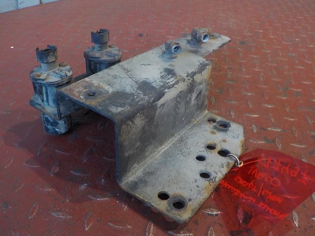 504067095 IVECO Кронштейн кнопки Старт/Стоп, № XF177497, фото 2