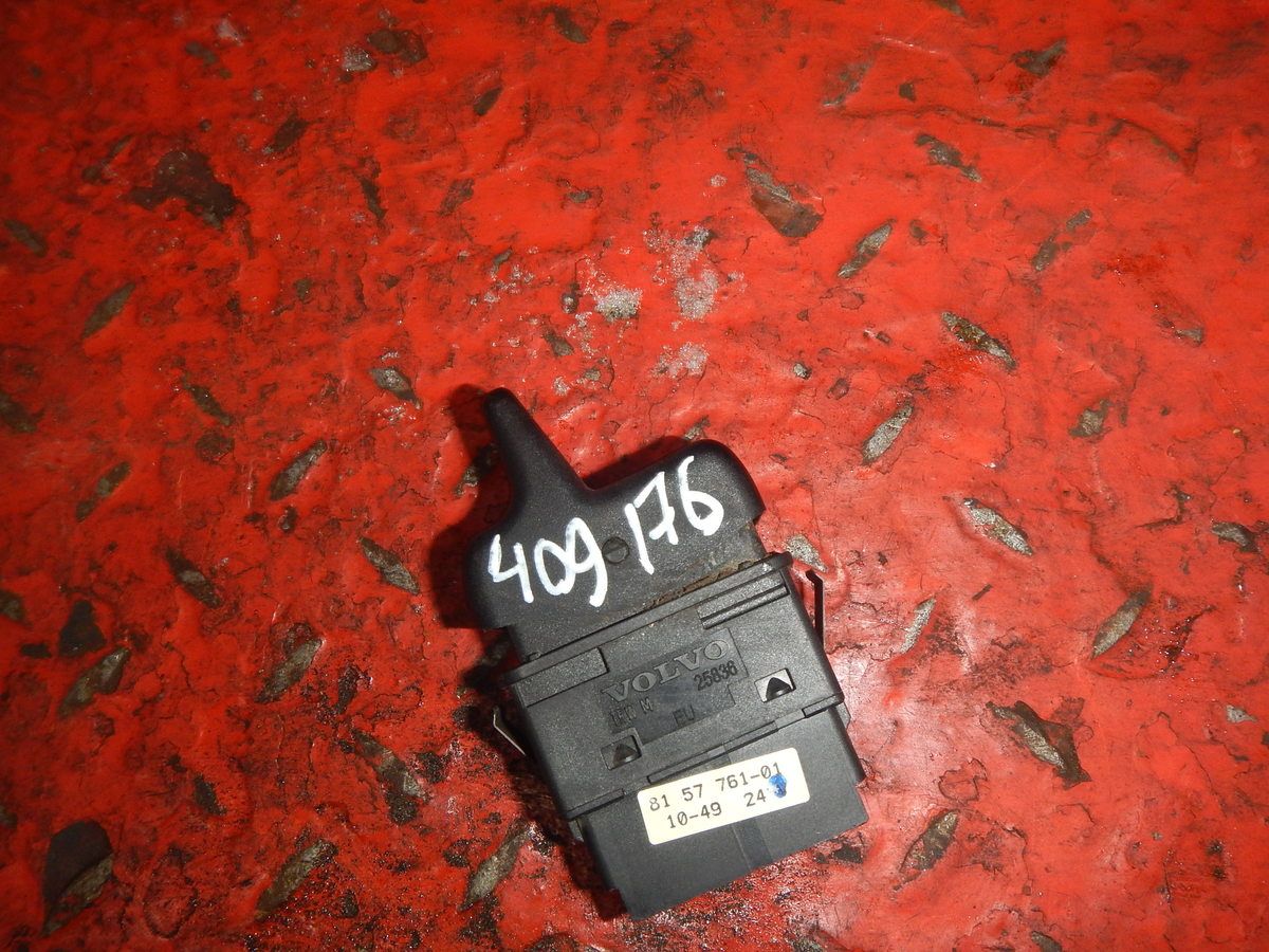 8157761 VOLVO Кнопка, № XF409176, фото 4