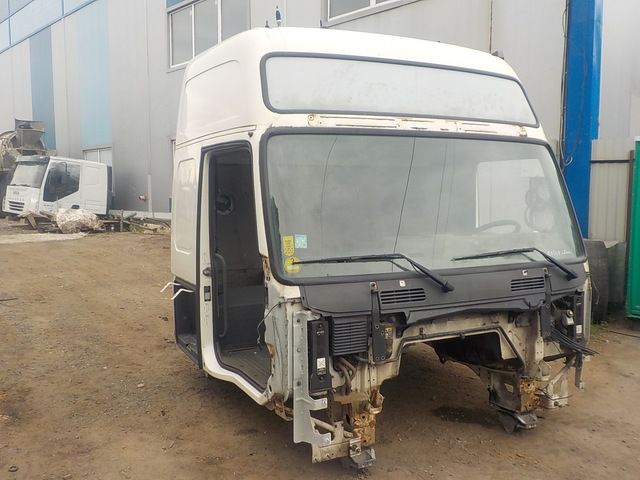 VOLVO Кабина, Globetrotter XL, № XF120309, фото 3