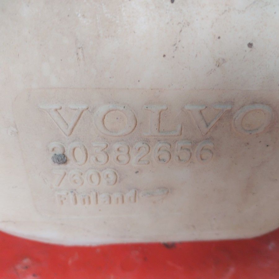 20382656 VOLVO Бачок омывателя, № XF424311, фото 6