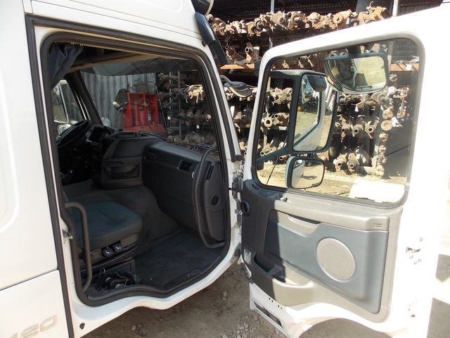VOLVO Кабина, Globetrotter, № XF329860, фото 18