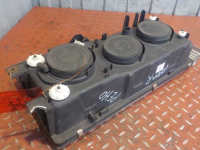 5010623619 RENAULT Фара правая, № XF153834, фото 4