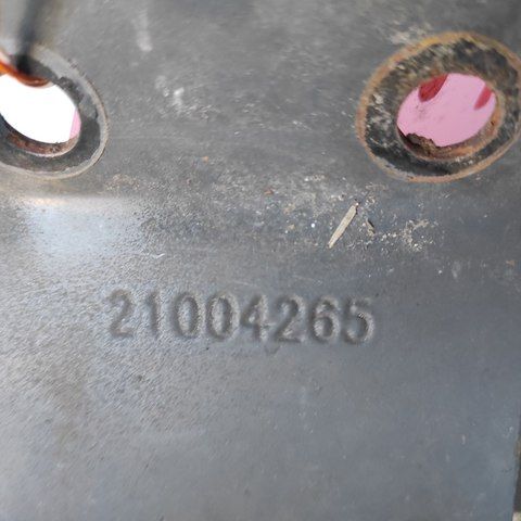21004265 VOLVO Кронштейн электропроводки, № XF323659, фото 1